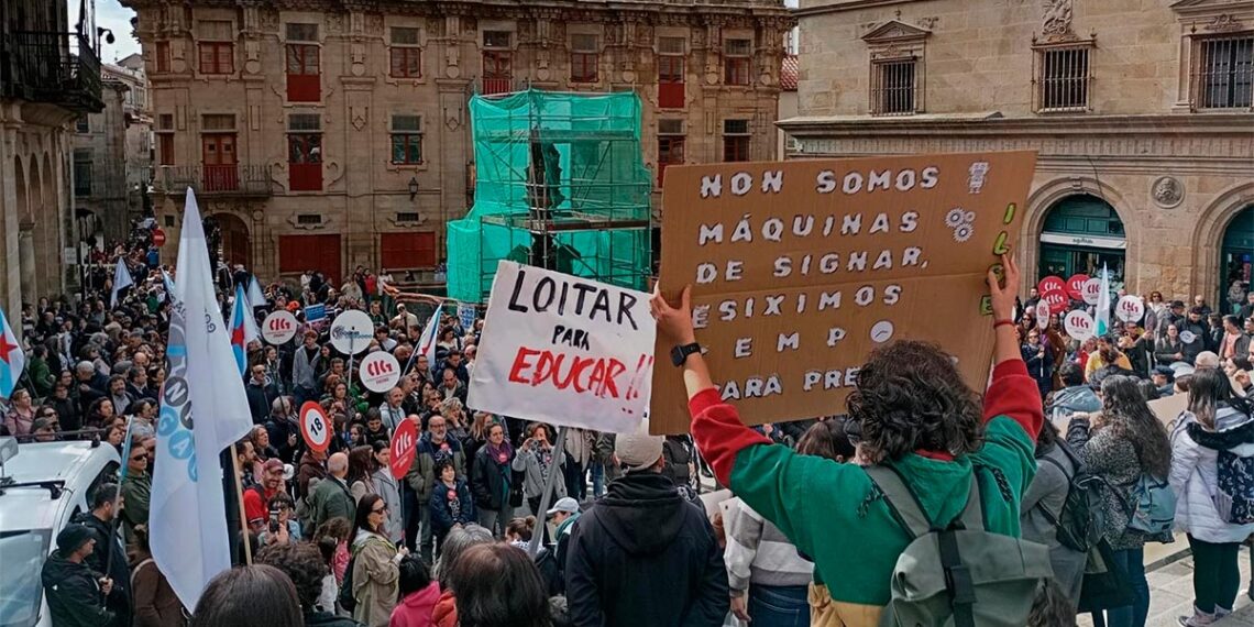 Cientos de personas claman en Galicia por un sistema educativo "inclusivo": "La diversidad es una prioridad"