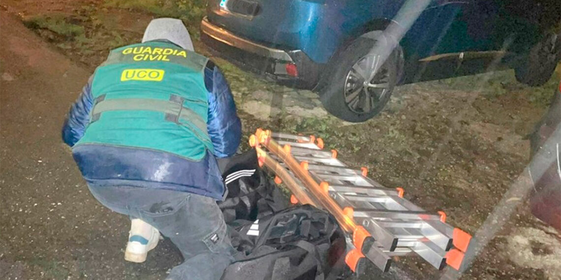 Golpe al narcotráfico en Vigo, dos detenidos por intentar introducir 80 kilos de cocaína desde Ecuador