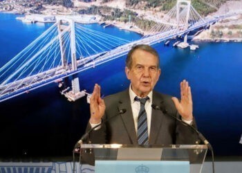 Caballero reafirma su exigencia de una AP-9 gratis de Tui a Ferrol y pide a BNG y PP "asumir su historia"