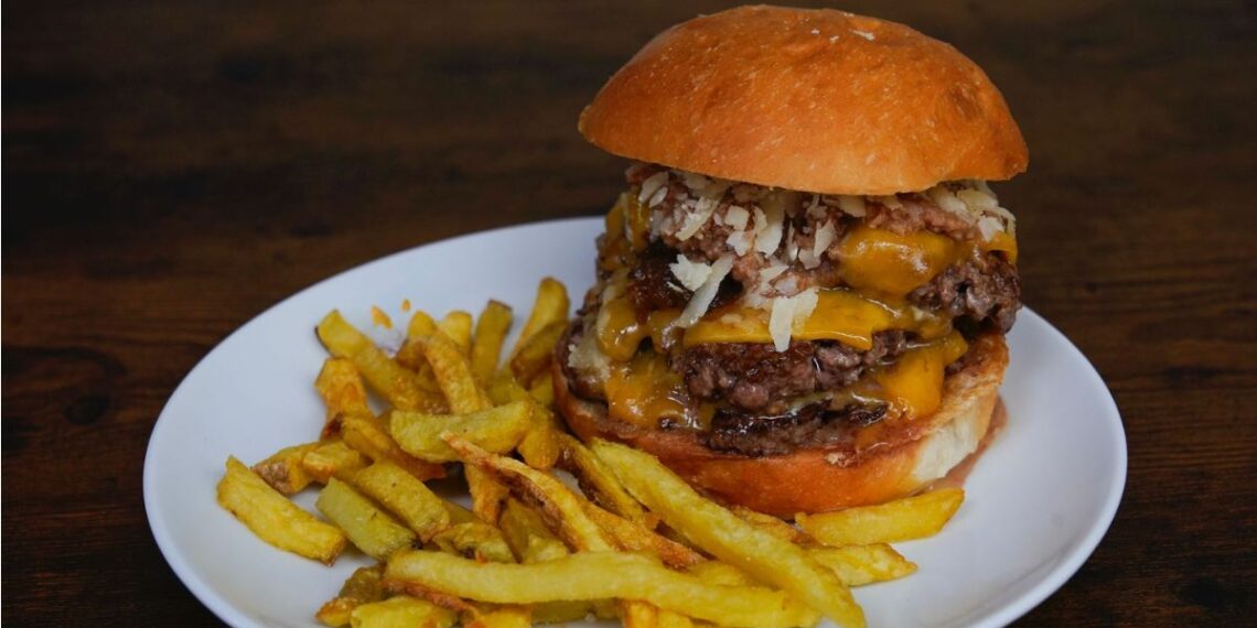 La calle Rosalía de Castro de Vigo suma una nueva propuesta gastronómica que apuesta por lo artesanal