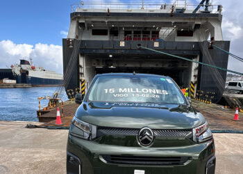 Hito para "el corazón industrial" de Vigo, que celebra los 15 millones de coches exportados desde Bouzas
