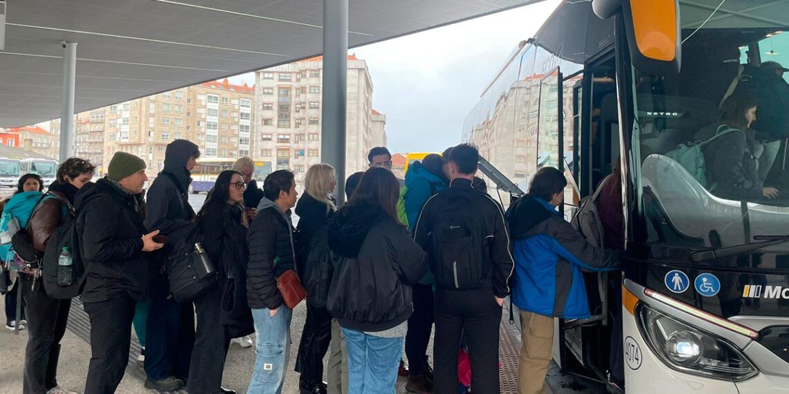 La borrasca Leonardo desata el caos en el transporte de Vigo con trenes y barcos cancelados