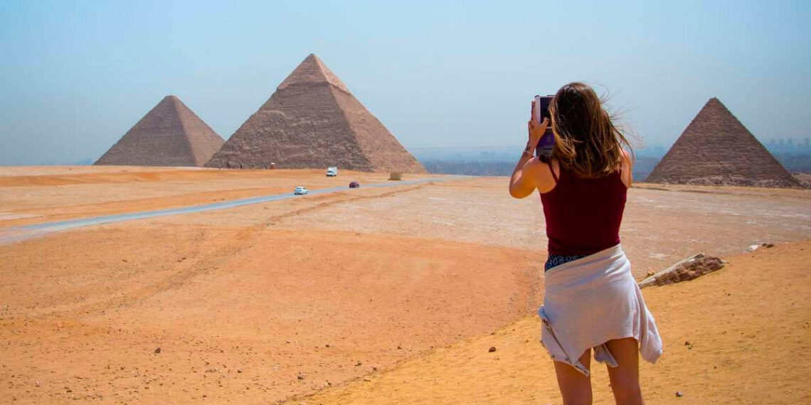 Nuevo vuelo directo de Vigo a Egipto, Peinador te lleva a la tierra de los faraones en pleno otoño