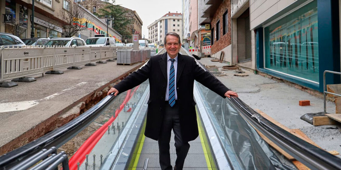 Las rampas del Vigo Vertical llegan ya a otro punto del centro de la ciudad: la apertura, muy cerca