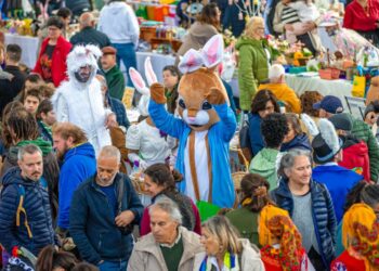 Caminha transforma uno de sus parques para una de las grandes fiestas de Pascua del norte de Portugal