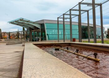 ¿Por qué estarán apagadas las fuentes del CC Gran Vía de Vigo?