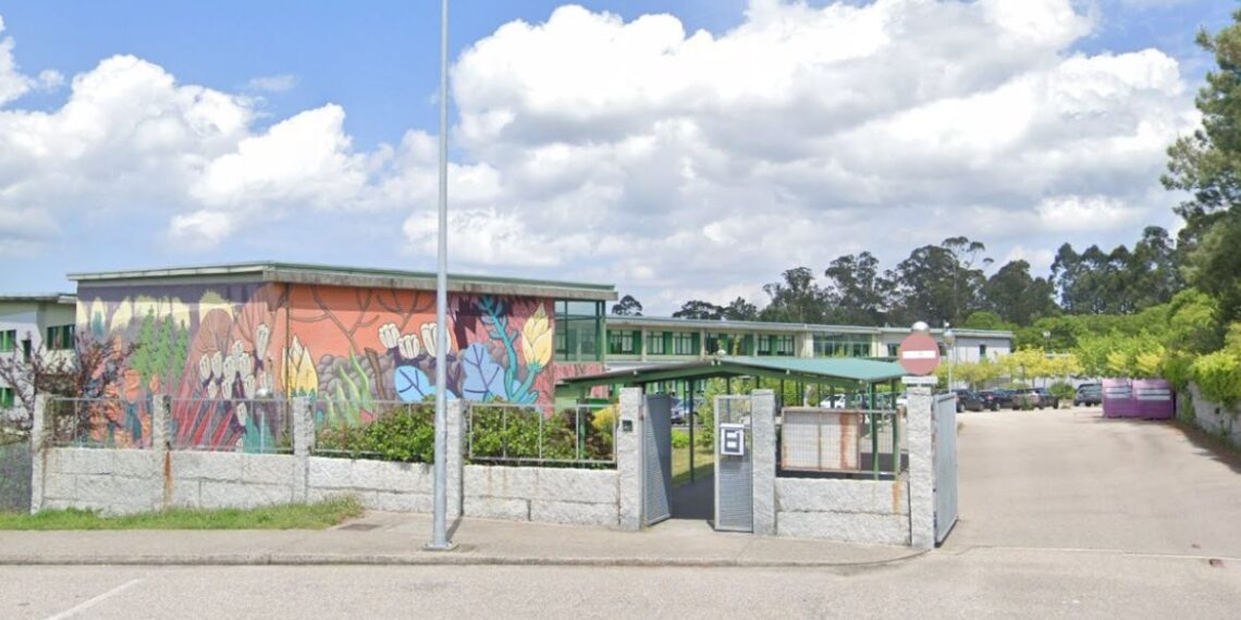 La Xunta premia a dos institutos y a un colegio de Vigo y su área por diferentes proyectos