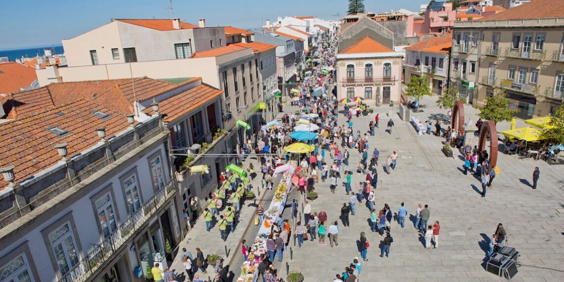 Vuelve al norte de Portugal "la mayor fiesta de Pascua" con una mesa "infinita" de comida típica