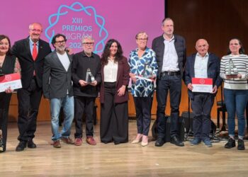 Nigrán entrega sus premios en un acto con una actuación de Iván y Amaro Ferreiro