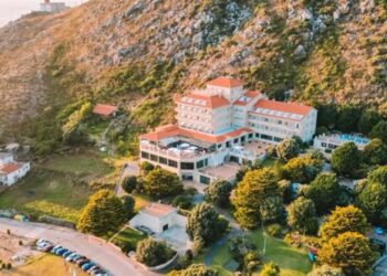 La Justicia da 10 días para derribar el Talaso Atlántico y Oia estudia alternativas: "Es una tragedia"