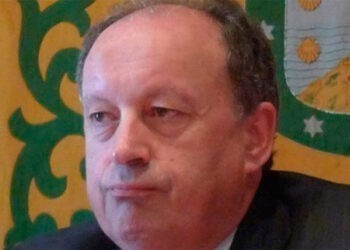Luto en la política de Galicia, muere el exdiputado socialista y exdelegado del Gobierno, Antón Louro