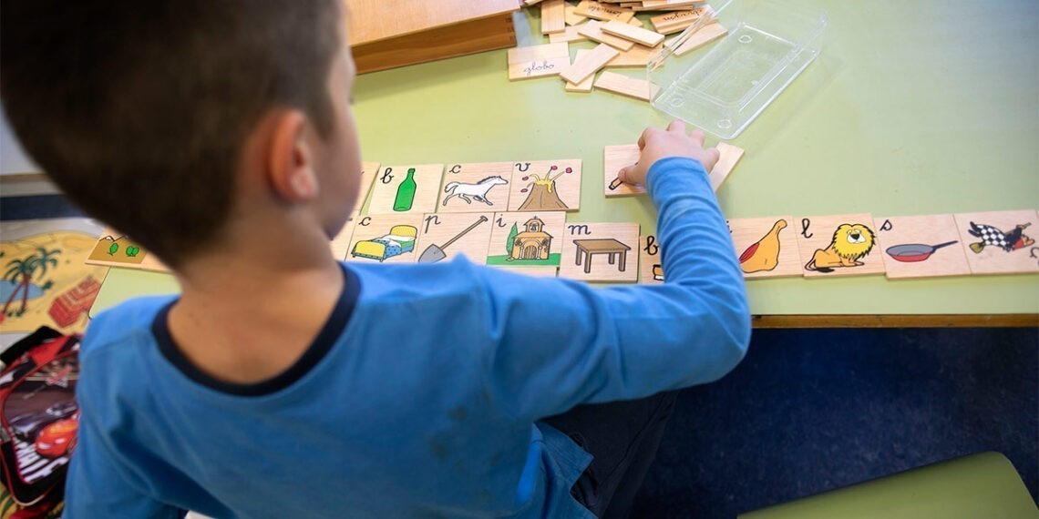 Galicia abre el plazo para que las familias soliciten plaza escolar para el próximo curso académico