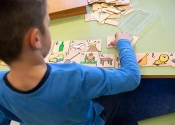 Galicia abre el plazo para que las familias soliciten plaza escolar para el próximo curso académico