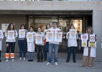 La Xunta considera una "grave irresponsabilidad" el encierro de médicos de Vigo en Olimpia Valencia