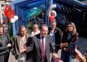 Caballero celebra el aniversario del icono del Vigo Vertical que "convirtió en plana" la Gran Vía