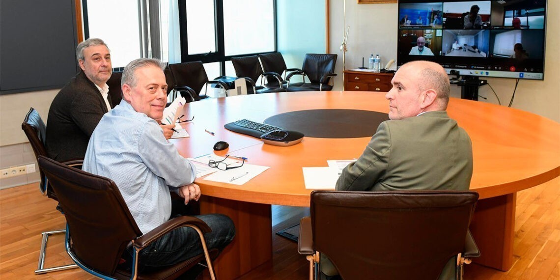 La Xunta pide a los médicos de O'Mega que desalojen el centro de salud Olimpia Valencia de Vigo