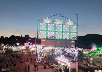 Tui denuncia el "chantaje" de los feriantes en las fiestas de San Telmo, que no tendrán atracciones