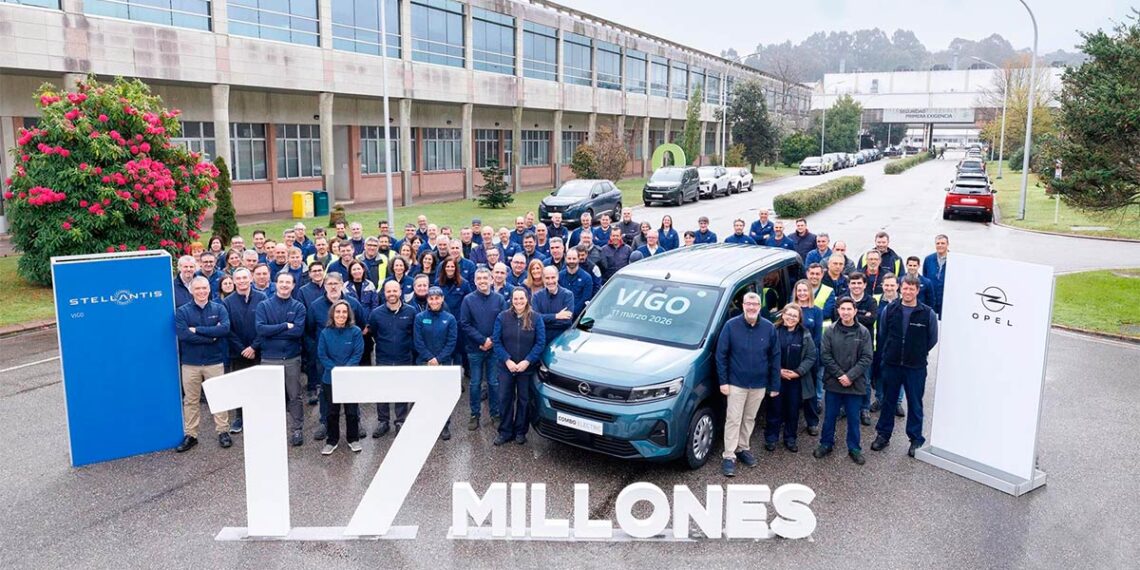 Hito en Balaídos, Stellantis Vigo alcanza su vehículo número 17 millones con una Opel Combo Electric