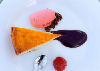 ¿Está la mejor tarta de queso en Galicia? Un restaurante gallego conquista a la Guía Michelin