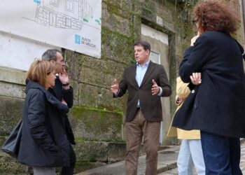 Besteiro denuncia el "abandono" de la Xunta con Tui tras comprar edificios pero no rehabilitarlos