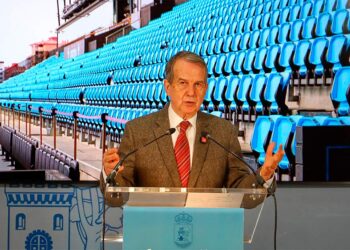 Caballero anuncia que "Vigo será bimundialista": "Hicimos el Mundial 82 y haremos el Mundial 2030"