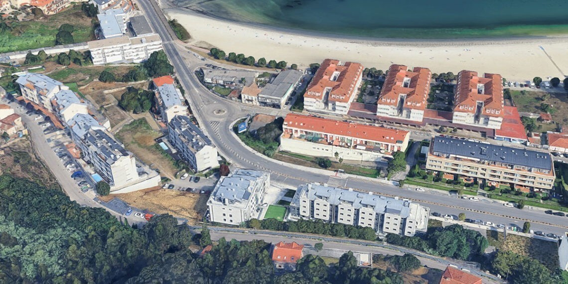 Nuevo avance para las viviendas públicas que la Xunta construirá un paso de la playa en Baiona