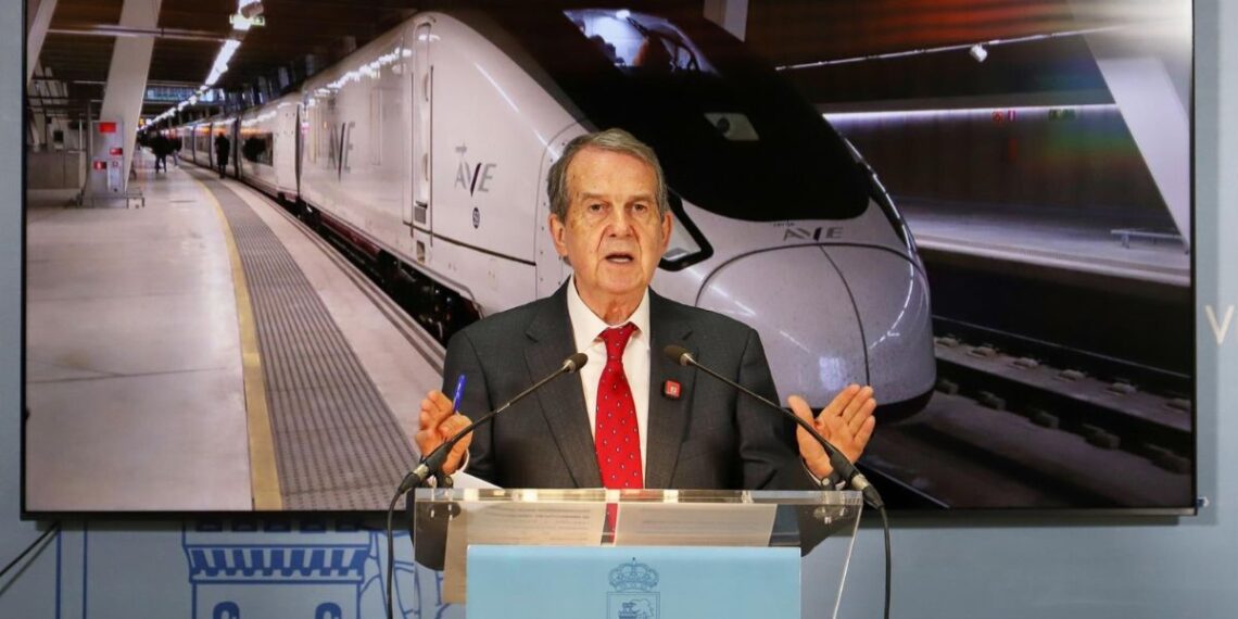 Caballero responde al PP sobre la variante de Cerdedo para el AVE de Vigo a Madrid: "Hay un error"