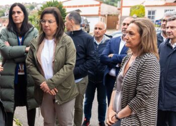 Luisa Sánchez denuncia que la 'narcocasa' de Vigo sigue operativa y visita la zona para demostrarlo