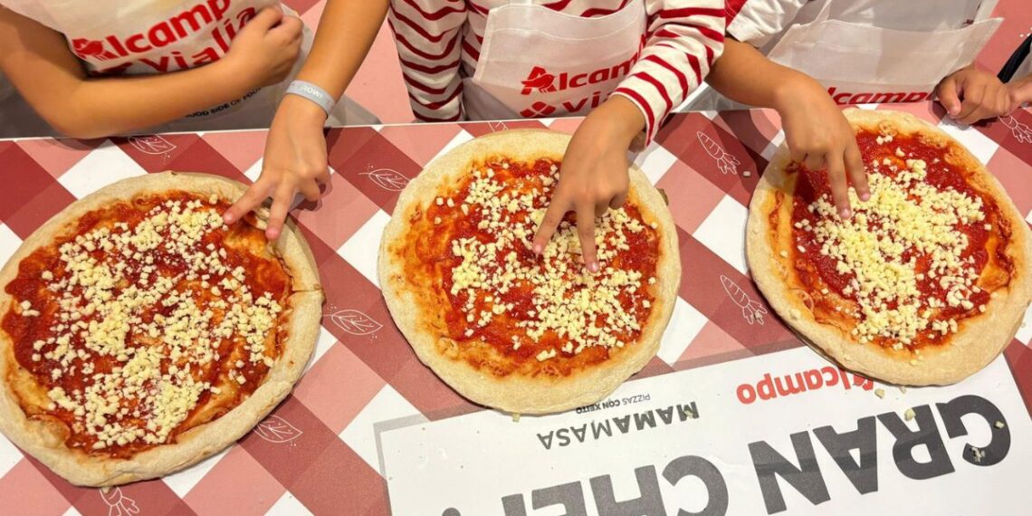 Vialia Vigo anima a los más pequeños a convertirse en pizzeros por un día con esta divertida propuesta
