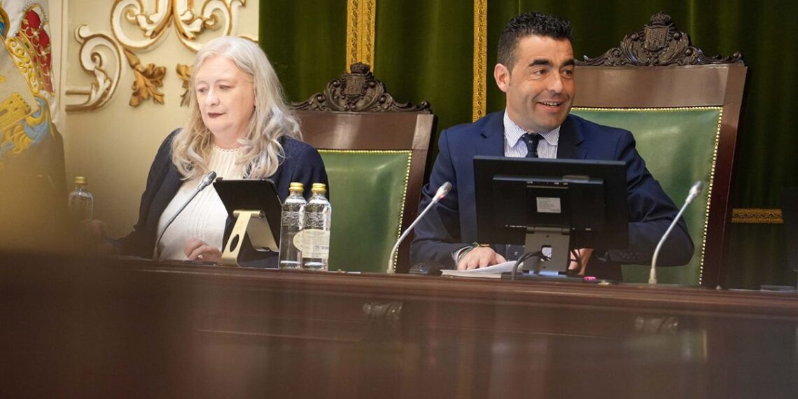 La Diputación de Pontevedra aprueba por unanimidad un plan para arreglar carreteras locales