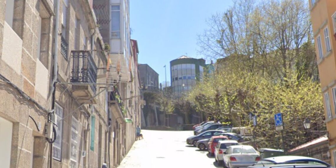 Encuentran una persona fallecida en una vivienda del Casco Vello de Vigo