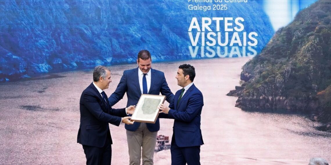 La Bienal de Arte de Pontevedra recibe el Premio da Cultura Galega: "Foi histórica"