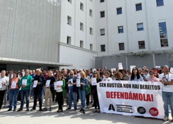 Protesta en Vigo por la "situación crítica" de la justicia tras el "fracaso" de la ley de eficiencia