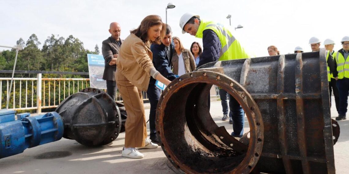 Instaladas las válvulas provisionales en Eiras y la Xunta pone fecha a la colocación de las definitivas