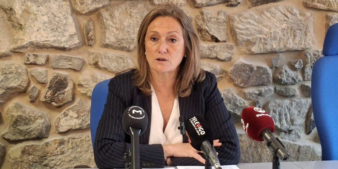 Bonos de viajes ilimitados y transporte metropolitano, las ideas de Luisa Sánchez para el bus urbano de Vigo