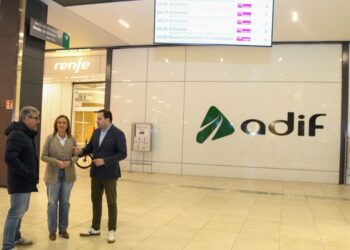 Luisa Sánchez denuncia un "caos ferroviario" en Vigo, "¿va a venir Óscar Puente en 24 horas?"