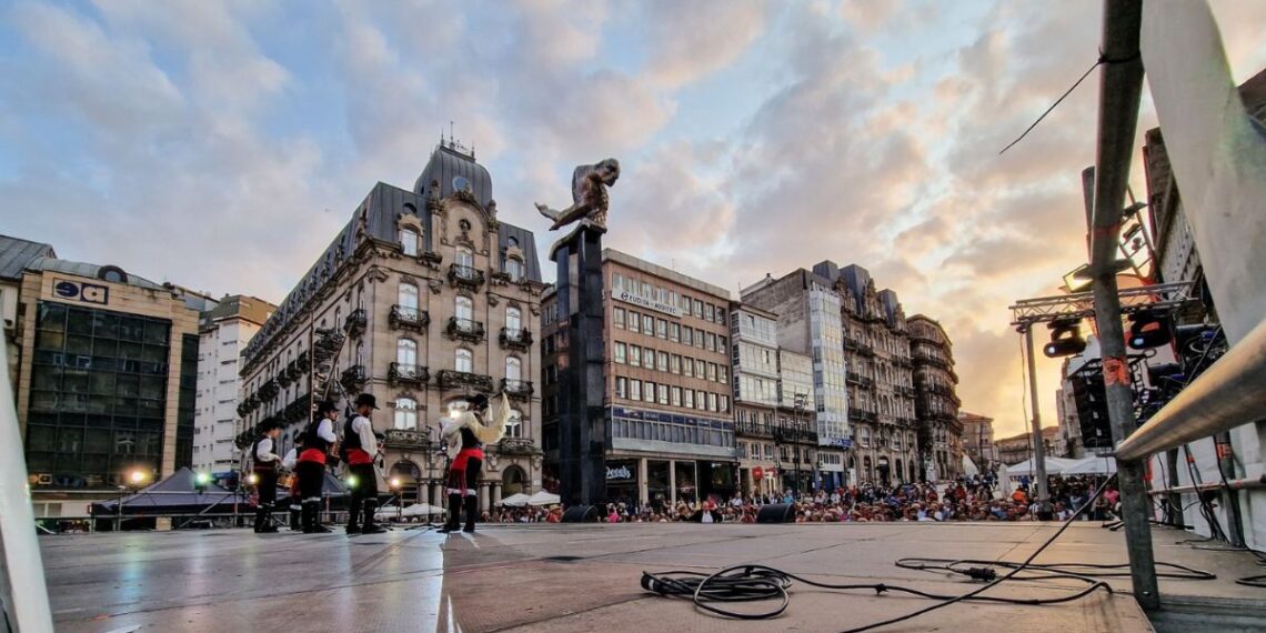 Caballero anuncia "un segundo Castrelos" en Vigo con actuaciones por toda la ciudad