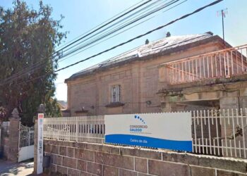 Denuncian el mal estado del centro de día Atalaia, en Vigo, con "filtraciones de agua y frío" en su interior