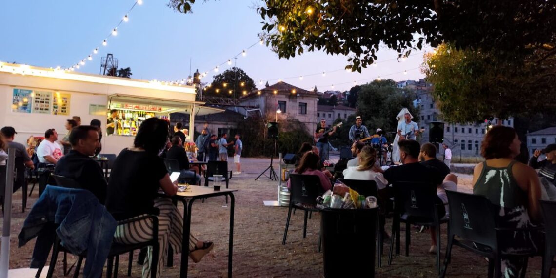 El chiringuito más "de barrio" de Vigo lanza sus primeros conciertos al atardecer