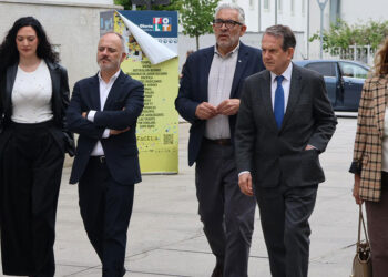 Caballero visita Lugo y tacha de "acto antidemocrático innombrable" la moción de censura del PP