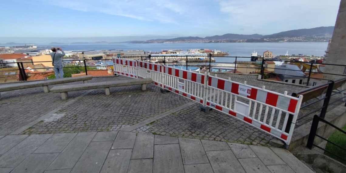 Vallado por seguridad el mirador favorito para disfrutar del atardecer en Vigo