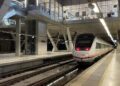 Vigo vive una insólita jornada de trenes suspendidos a la espera de noticias de Renfe