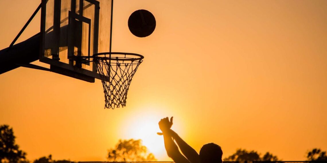 Pista de basket gratis sobre el mar, Vigo acogerá el mayor festival de baloncesto urbano