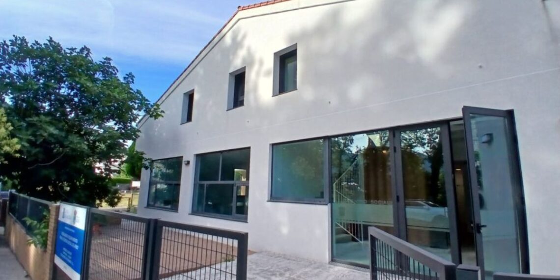 Menú del día a 12 euros y café a 1,30 euros, la cafetería que Arbo quiere convertir en "referente"