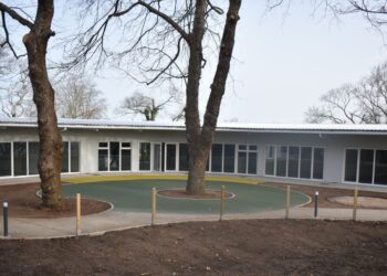 Mos da un nuevo paso para tener a punto la nueva escuela infantil del municipio