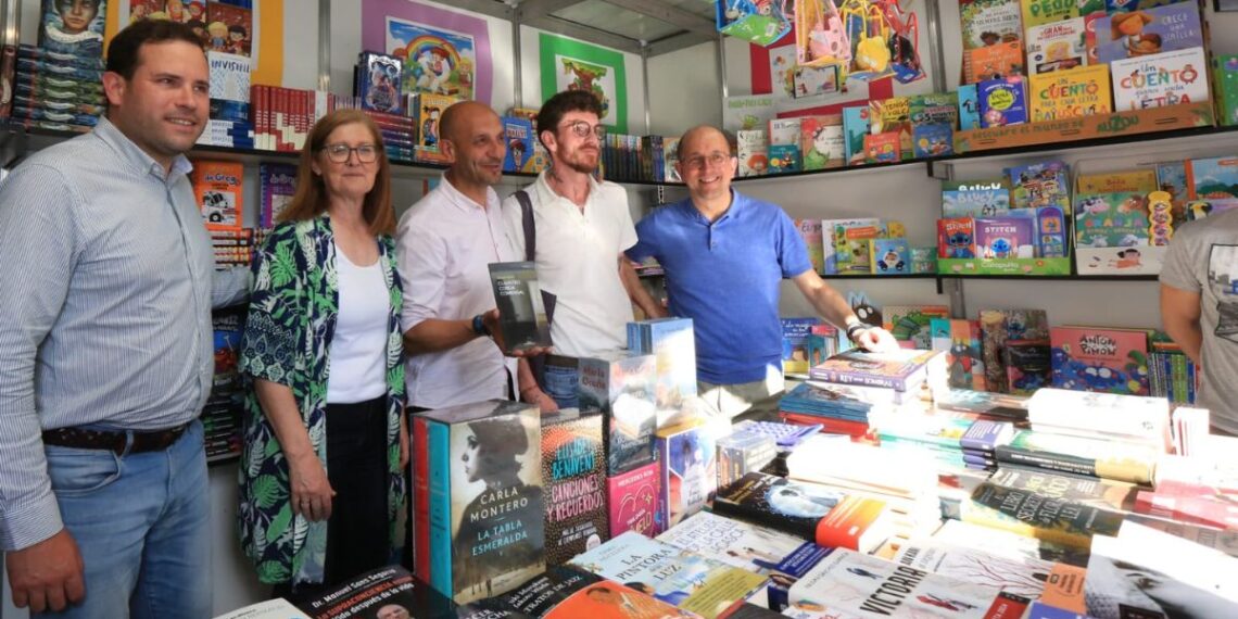 O Porriño acoge la primera Feira do Libro del año en el área de Vigo, con talleres, firmas y espectáculos