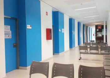 Sanidade asegura que la solución al déficit de médicos en Primaria en Galicia "la tiene el Gobierno central"