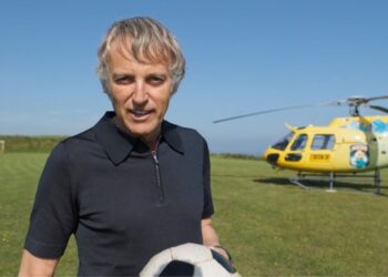 Jesús Calleja llevará una de las grandes fiestas de las Rías Baixas al 'prime time' de la televisión nacional