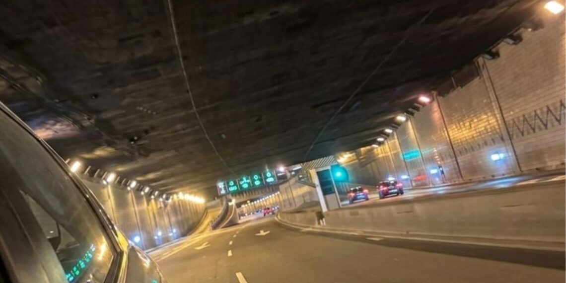 El Concello avisa de cortes de tráfico en un túnel de Vigo para poner a punto el nuevo "súper radar"