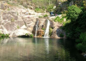 Pozas de Mougás, un enclave único en las Rías Baixas para darse un refrescante chapuzón